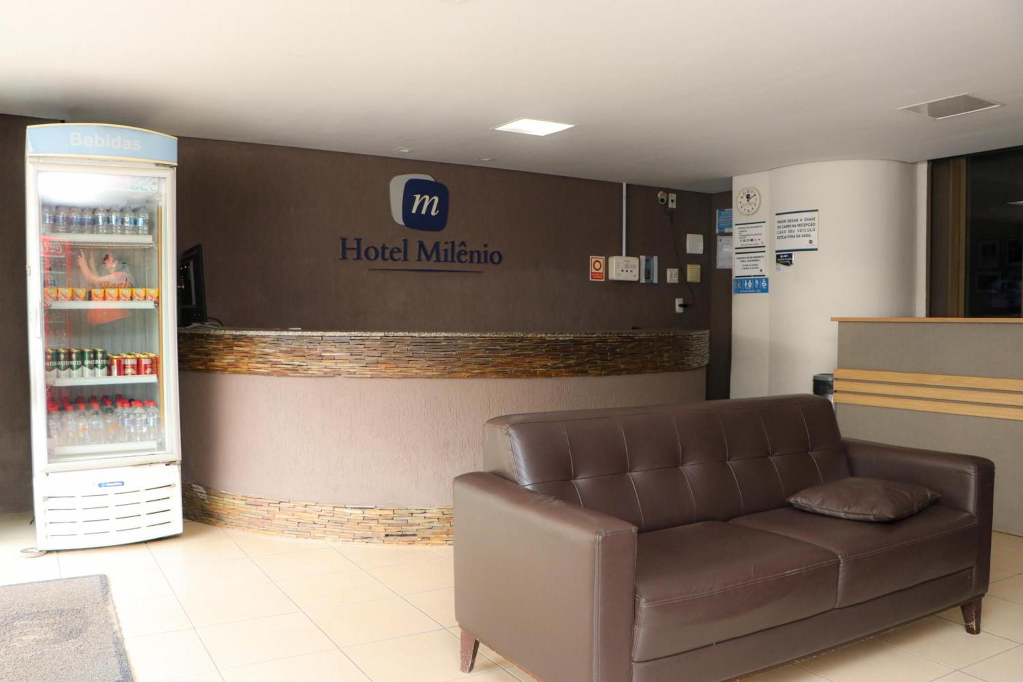 Hotel Milenio 폰치 노바 외부 사진
