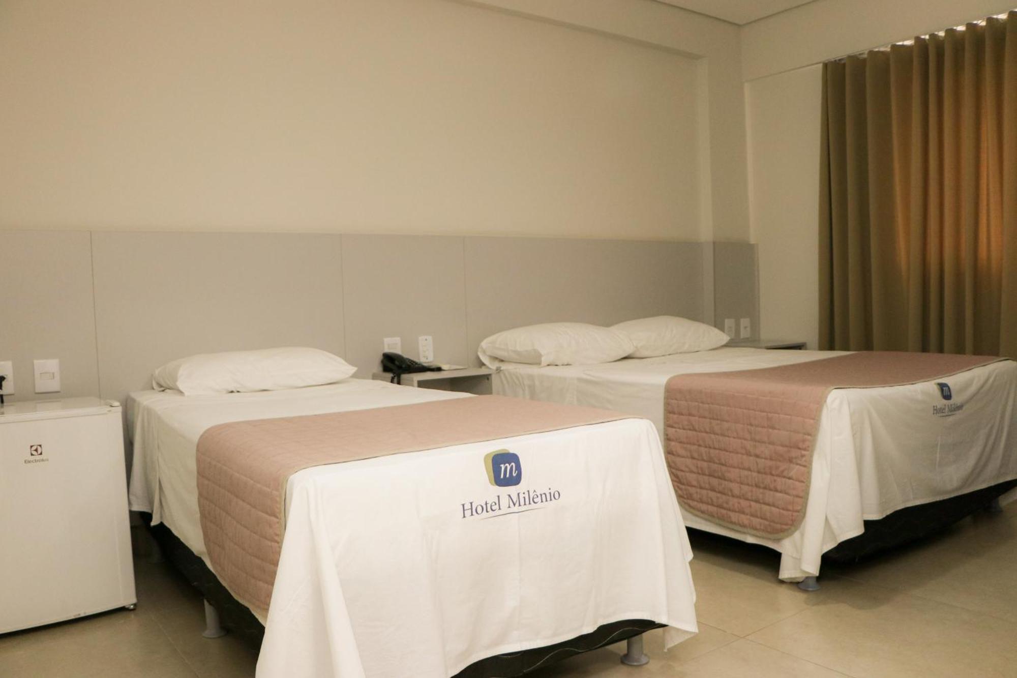 Hotel Milenio 폰치 노바 외부 사진